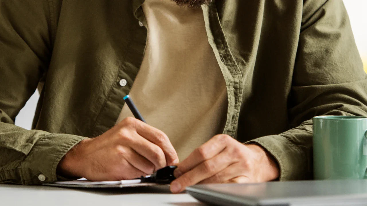 Cómo escribir una tarjeta de cumpleaños inolvidable