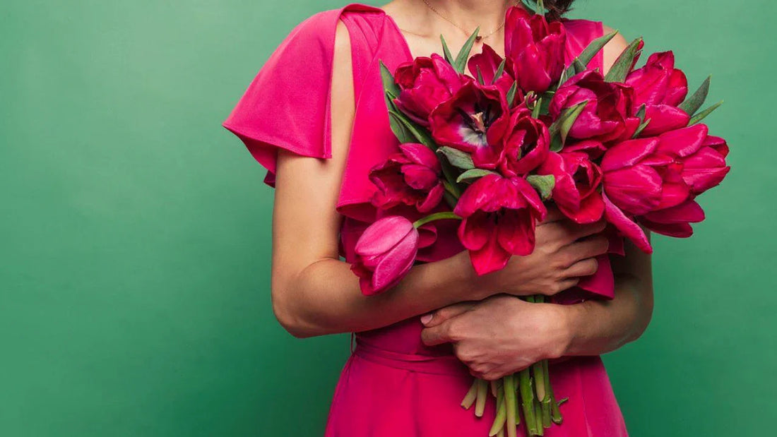 ¿Por qué regalar flores este 8 de marzo?