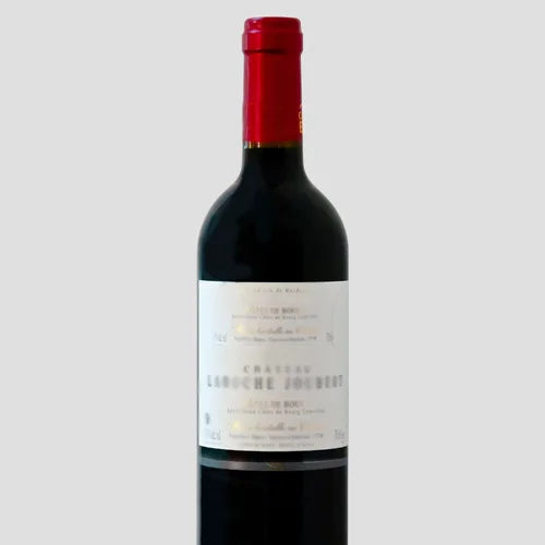 Botella de vino tinto variada