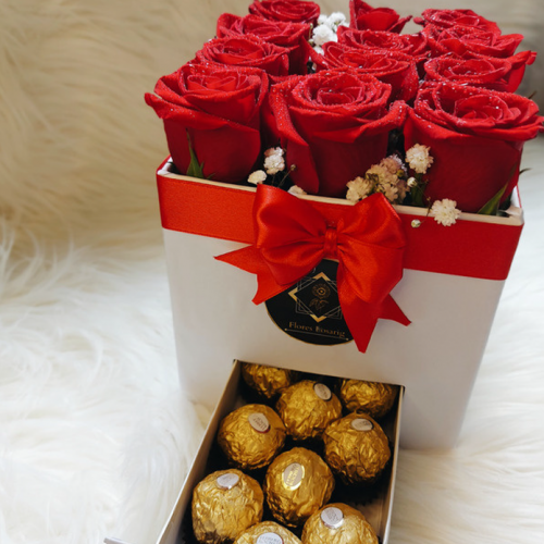 Caja de rosas y bombones Corazón : , Naturkenva